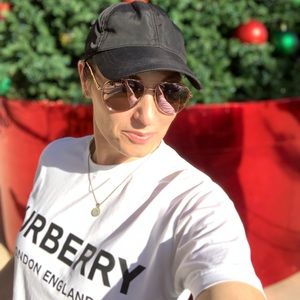 Women’s Burberry tee